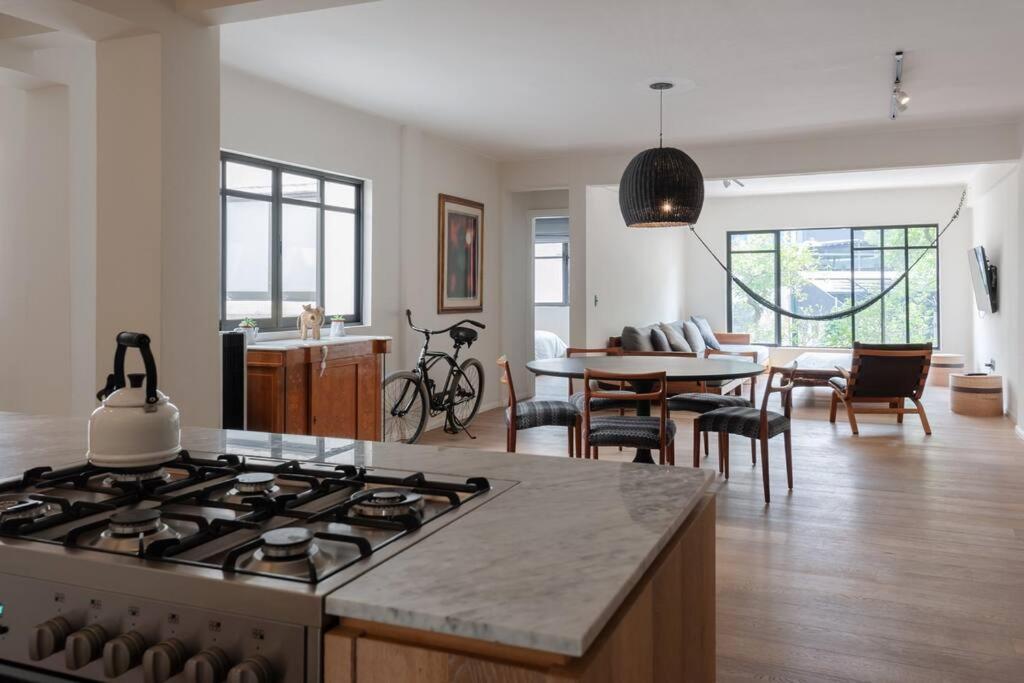 Chic Luxury In Polanco *